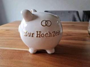 Keramik Schwein kostenloser Versand , 14.99 €, Haus, Bau, Garten-Geschirr & Deko in 4942 Gurten
