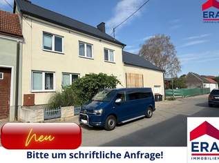 NEU: Viel Platz für Familie, Hobby und Werkstatt – Einfamilienhaus mit 4 Garagen und neuem Dach, 168000 €, Immobilien-Häuser in 2144 Altlichtenwarth