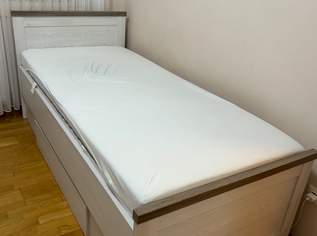 Verkaufe zwei Betten mit Matratze in Super Zustand 90x200cm, 200 €, Haus, Bau, Garten-Möbel & Sanitär in 1220 Donaustadt