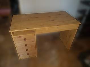 Schreibtisch mit Schubladen, 15 €, Haus, Bau, Garten-Möbel & Sanitär in 2340 Gemeinde Mödling