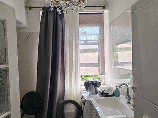 WG Zimmer mit Balkon im 19. Bezirk an der U4 550 Euro/Monat WG Zimmer mit Balkon im 19. Bezirk an der U4 550 Euro/Monat