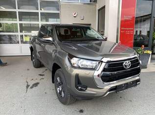 Hilux Double Cab Active 4x4 Schalter