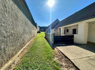 Sonniges Bauernhaus mit vielen Nebengebäuden!, 159500 €, Immobilien-Häuser in 2144 Altlichtenwarth