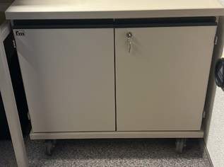 Büromöbel , 40 €, Haus, Bau, Garten-Möbel & Sanitär in 6600 Marktgemeinde Reutte