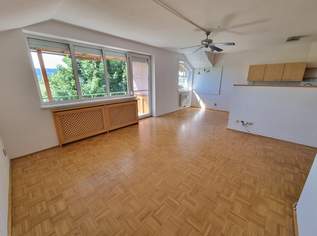 Großzügige 4 Zimmer-Dachgeschoß-Wohnung mit Balkon und Garage OÖ!, 285000 €, Immobilien-Wohnungen in 5163 Mattsee
