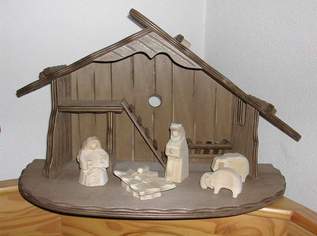 Neuwertige KRIPPE mit 5 teiligen FIGURENSET, 110 €, Haus, Bau, Garten-Geschirr & Deko in 6600 Marktgemeinde Reutte