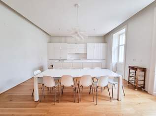Luxuriöse Altbauwohnung in einem prächtigen historischen Haus in der Nähe des Servitenviertels und des Lycée, 4495 €, Immobilien-Wohnungen in 1090 Alsergrund