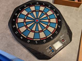 Dartbrett, 45 €, Marktplatz-Sportgeräte & Zubehör in 1110 Simmering