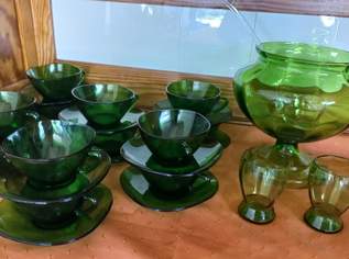 Vintage Bowle - Garnitur, 23 €, Marktplatz-Sammlungen & Haushaltsauflösungen in 7041 Wulkaprodersdorf