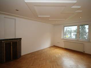 Gepflegte Eigentumswohnung in Linz mit Balkon und Stellplatz, 175000 €, Immobilien-Wohnungen in Oberösterreich