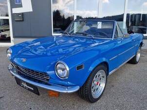 124 Spyder, 29990 €, Auto & Fahrrad-Autos in 4150 Rohrbach-Berg