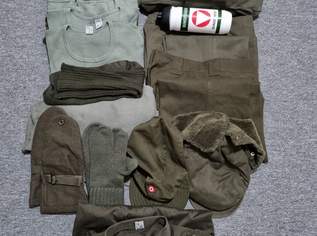 BH Bekleidung, 75 €, Marktplatz-Antiquitäten, Sammlerobjekte & Kunst in 2700 Gemeinde Bad Fischau-Brunn BH Bekleidung, 75 €, Marktplatz-Antiquitäten, Sammlerobjekte & Kunst in 2700 Gemeinde Bad Fischau-Brunn