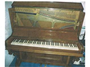 Altes  sehr schönes Piano