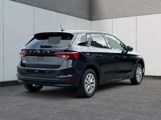 Fabia Selection ACC+SHZ+KAMERA+PDC+LED 1.0 TS..., 26927 €, Auto & Fahrrad-Autos in 6844 Gemeinde Altach