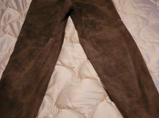 Trachtenlederhose mit Oberteil, 60 €, Kleidung & Schmuck-Damenkleidung in 2754 Gemeinde Waldegg Trachtenlederhose mit Oberteil, 60 €, Kleidung & Schmuck-Damenkleidung in 2754 Gemeinde Waldegg
