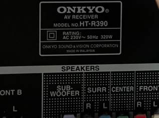 Onkyo Heimkino-Set: AV Receiver und Verstärker samt Subwoofer/5 Boxen