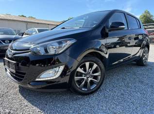 i20 1,25 GO *2.BESITZ*WENIG KM*, 5900 €, Auto & Fahrrad-Autos in 4973 Senftenbach i20 1,25 GO *2.BESITZ*WENIG KM*, 5900 €, Auto & Fahrrad-Autos in 4973 Senftenbach