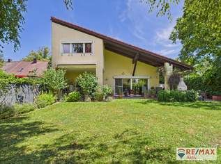 Großzügiges Ein- bzw. Zweifamilienhaus in unmittelbarer Nähe zum Bahnhof!, 560000 €, Immobilien-Häuser in 2285 Gemeinde Leopoldsdorf im Marchfelde