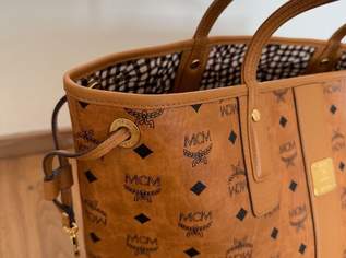 Original MCM Liz Wendeshopper Medium in Cognac – Neu & ungetragen, 449 €, Kleidung & Schmuck-Taschen & Koffer in 5023 Salzburg