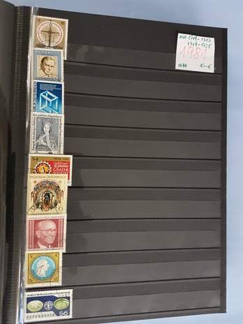 Briefmarken Österreich 1981 - 1996 gestempelt im Edelalbum