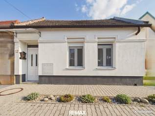 Charmant renovierter ehemaliger Streckhof in Frauenkirchen, 250000 €, Immobilien-Häuser in 7132 Frauenkirchen