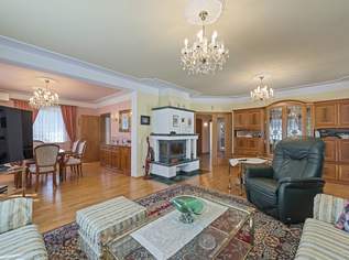 Großzügiges Familiendomizil mit uneinsehbarem Garten, Hallenbad, Sauna und Garage für 2 PKW, 869000 €, Immobilien-Häuser in 2353 Gemeinde Guntramsdorf