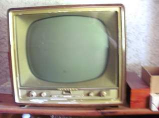 Fernseher zur Deko, 80 €, Haus, Bau, Garten-Geschirr & Deko in 7321 Raiding