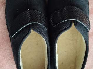 Damen Hausschuhe, 35.9 €, Kleidung & Schmuck-Damenkleidung in 6230 Marktgemeinde Brixlegg