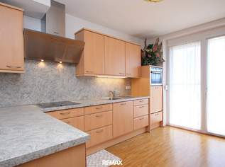 Ruhige 3-Zimmer-Wohnung mit 2 Balkonen und Tiefgaragenparkplatz, 1236 €, Immobilien-Wohnungen in 8401 Kalsdorf