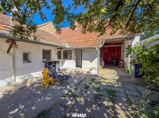 Sanierungsbedürftiges Einfamilienhaus mit großem Potenzial und Nebengebäuden, 98500 €, Immobilien-Häuser in 2273 Gemeinde Hohenau an der March Sanierungsbedürftiges Einfamilienhaus mit großem Potenzial und Nebengebäuden, 98500 €, Immobilien-Häuser in 2273 Gemeinde Hohenau an der March