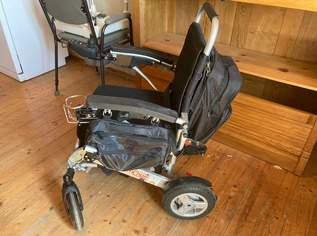 Elektro Rollstuhl - FreedomChair A07 Elektro Rollstuhl - FreedomChair A07