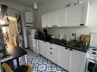 Entzückende Altbauwohnung mit Innenhofgarten nahe Schubertpark, 220000 €, Immobilien-Wohnungen in 1180 Währing Entzückende Altbauwohnung mit Innenhofgarten nahe Schubertpark, 220000 €, Immobilien-Wohnungen in 1180 Währing