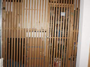 3-4% Rendite, Garten-Eckwohnung belagsfertig im EG & derzeit sehr effizient als Lager (8xEinheiten bis zu je €65.-) vermietet. Top18, 69800 €, Immobilien-Wohnungen in 9711 Paternion