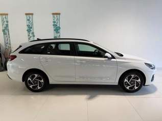 i30 GO 1.5 DPI 71kW (97PS) Radio, DAB, Andr..., 24304 €, Auto & Fahrrad-Autos in 6844 Gemeinde Altach i30 GO 1.5 DPI 71kW (97PS) Radio, DAB, Andr..., 24304 €, Auto & Fahrrad-Autos in 6844 Gemeinde Altach
