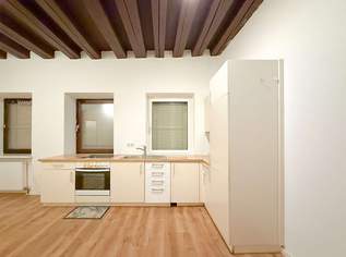 Zentrumsnah – Garconniere direkt am Stadtplatz in Steyr, 368.87 €, Immobilien-Wohnungen in 4400 Steyr