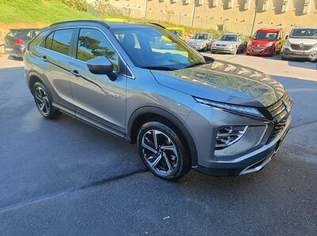 Eclipse Cross 2,4 PHEV 4WD Intense+ CVT Aut., 21990 €, Auto & Fahrrad-Autos in 6500 Stadt Landeck