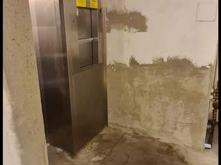 Lastenaufzug, 10000 €, Marktplatz-Genuss & Kulinarik in 8010 Graz Lastenaufzug, 10000 €, Marktplatz-Genuss & Kulinarik in 8010 Graz