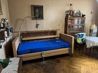 Krankenbett , 550 €, Haus, Bau, Garten-Möbel & Sanitär in 1120 Meidling