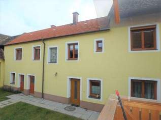 Wohneinheit im Vierkanthof mit Gartennutzung, saniert, bezugsfertig, hoher Platzbedarf 160m2, 1495 €, Immobilien-Wohnungen in 3495 Gemeinde Rohrendorf bei Krems