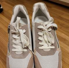 NEUE Marco Tozzi Sneaker Gr. 39, 50 €, Kleidung & Schmuck-Damenkleidung in 6370 Stadt Kitzbühel