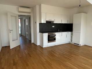 klimatisierte 2-Zimmer DG-Wohnung mit zwei Balkone!, 935 €, Immobilien-Wohnungen in 1100 Favoriten