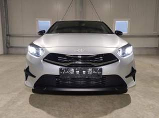Ceed Sportswagon Edition 30 Jahre 1.5 T-GDI 1..., 30710 €, Auto & Fahrrad-Autos in 6844 Gemeinde Altach
