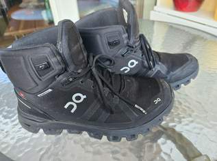 On Schuhe, 65 €, Kleidung & Schmuck-Herrenkleidung in 5411 Oberalm
