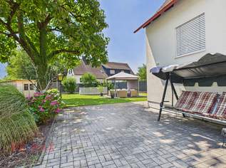 Leben im Grünen: Charmantes Haus mit großzügigem Garten nahe des Thüringer Zentrums, 415000 €, Immobilien-Häuser in 6712 Gemeinde Thüringen