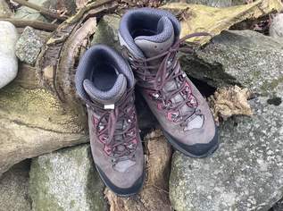 LOWA Bergschuhe für Damen Gr. 39 1/2 LOWA Bergschuhe für Damen Gr. 39 1/2