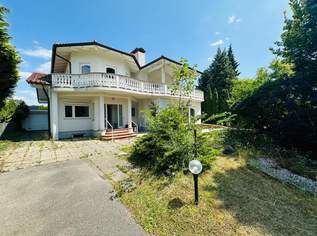 Großzügige Villa in Graz-Straßgang auf sonnigem Grundstück mit hoher Bebauungsdichte!, 0 €, Immobilien-Häuser in 8054 Großzügige Villa in Graz-Straßgang auf sonnigem Grundstück mit hoher Bebauungsdichte!, 0 €, Immobilien-Häuser in 8054