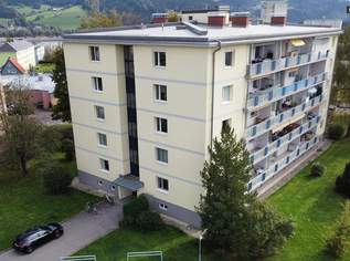 Teilsanierte 3-Zimmer-Wohnung im 1. Obergeschoss mit großzügiger Loggia, 109000 €, Immobilien-Wohnungen in 8720 Knittelfeld