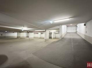 Großzügiger Tiefgaragenstellplatz, Nähe AKH, 180 €, Immobilien-Kleinobjekte & WGs in 1090 Alsergrund