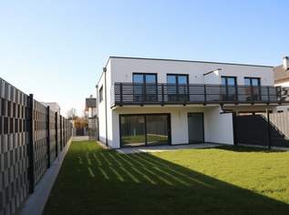 Lichtdurchflutete Doppelhaushälfte - Erstbezug mit Garten, Balkon und Carport, 460000 €, Immobilien-Häuser in 2440 Gemeinde Gramatneusiedl