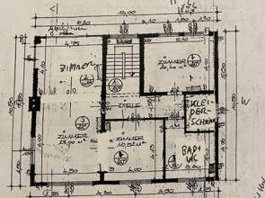 Außergewöhnlich großzügiges Wohnhaus mit Einliegerwohnung in Bestlage